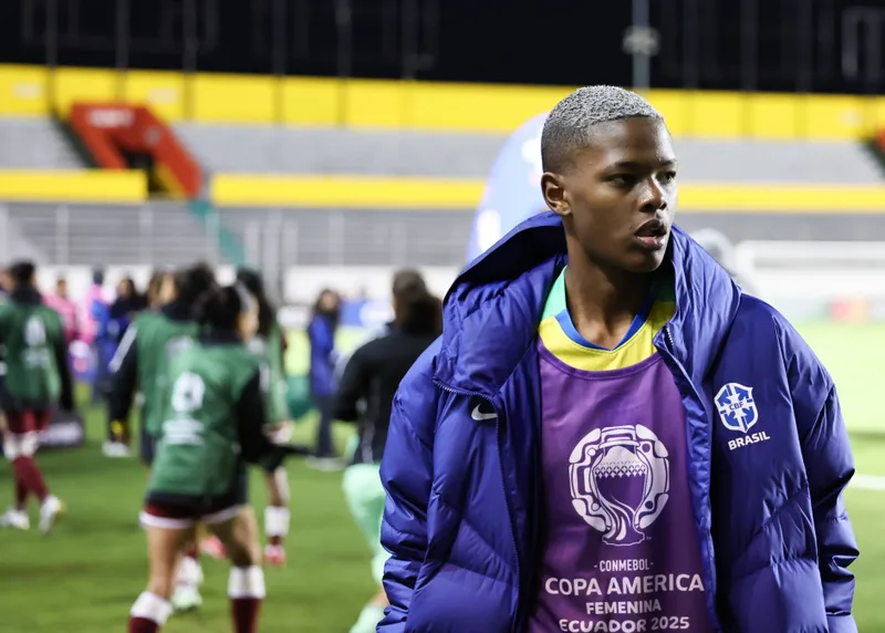 Quatro corintianas são chamadas por Arthur Elias antes da Libertadores