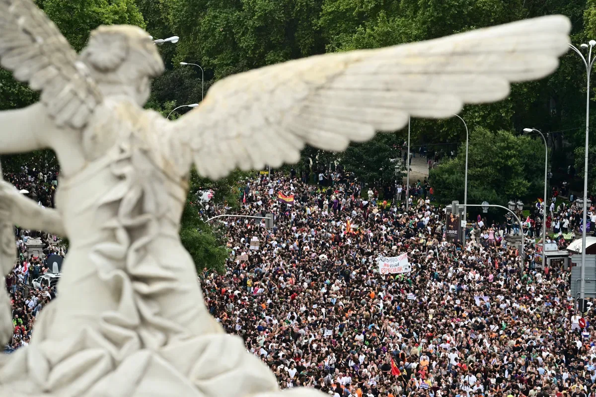 Protestos por moradia reúnem 70 mil em Madri e chegam a 50 cidades