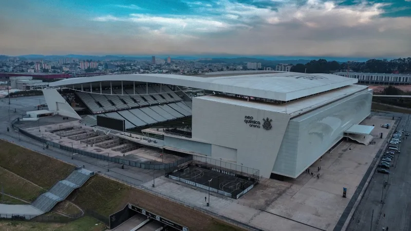 Corinthians suspende parcela da Arena e enfrenta impasse com patrocinador