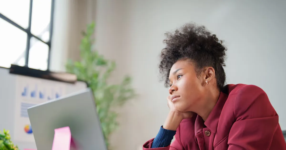 Procrastinação não é preguiça: entenda por que adiamos tarefas