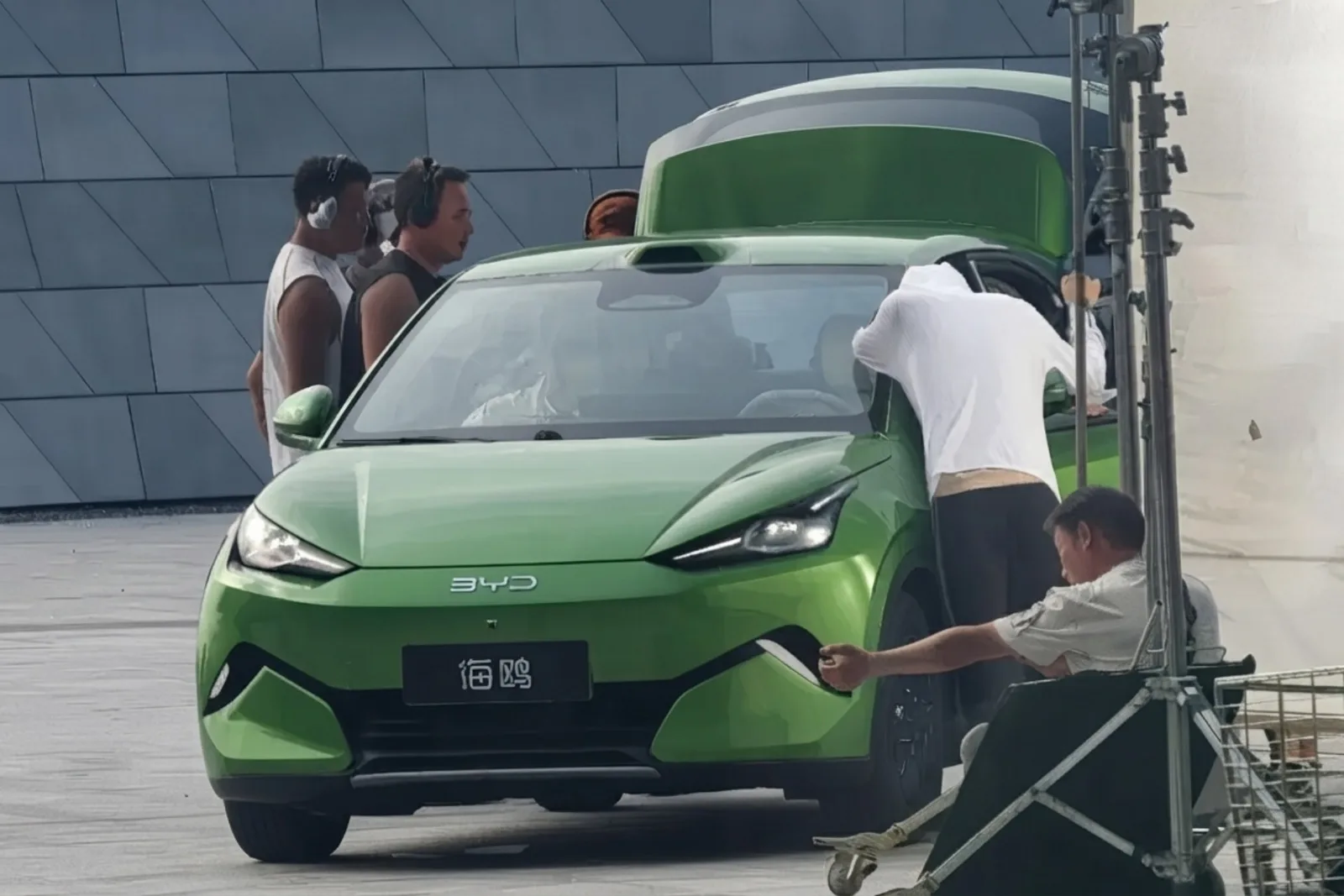 Novo BYD Dolphin Mini cresce e terá motor elétrico de 129 cv