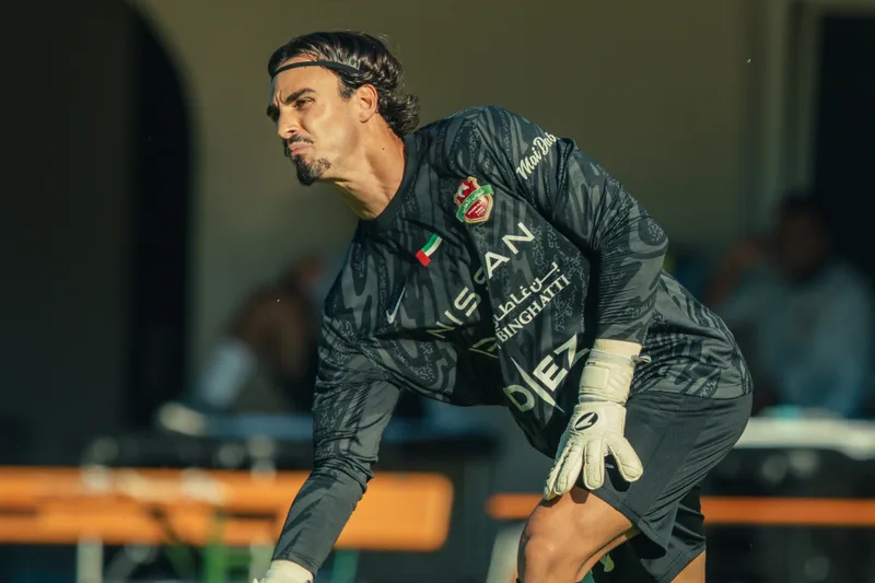 Cidadania dos Emirados permite estreia de Donelli pelo Shabab Al-Ahli