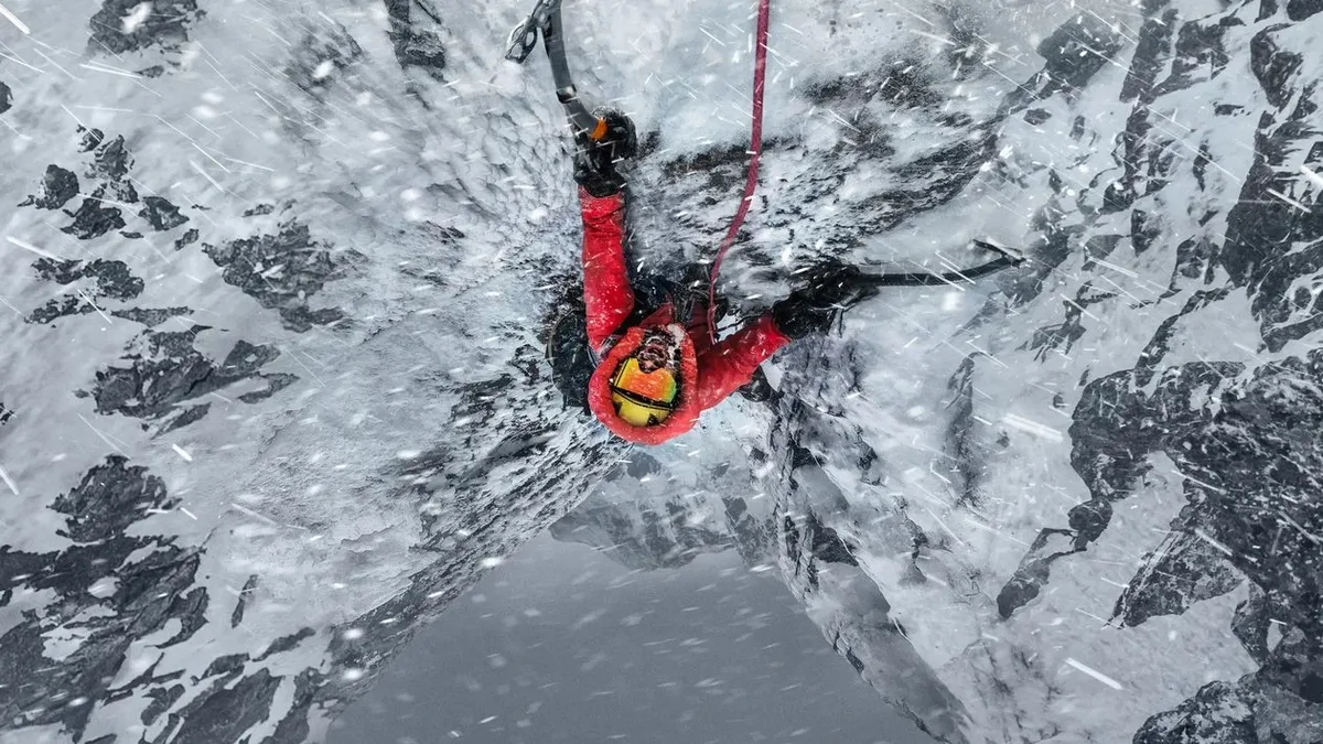 Apple TV apresenta trailer de documentário sobre expedição de inverno ao K2