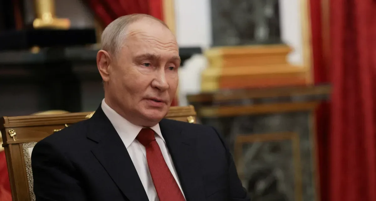 Putin acusa grupos europeus de instrumentalizar a Ucrânia contra a Rússia