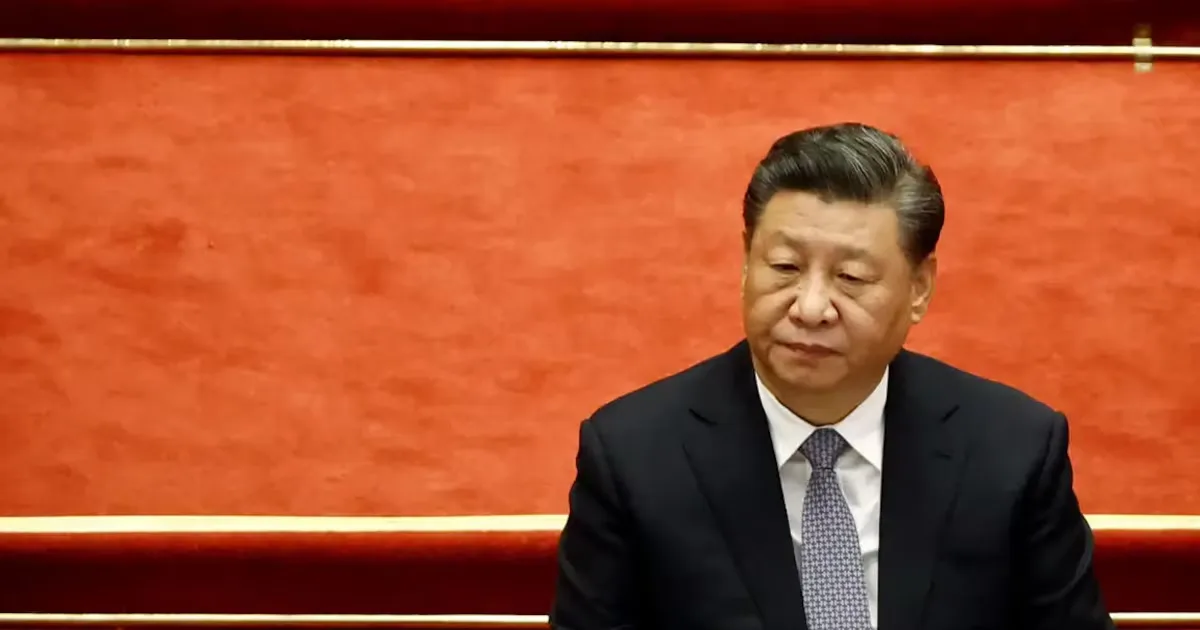 Humor e críticas econômicas desafiam o controle da internet chinesa