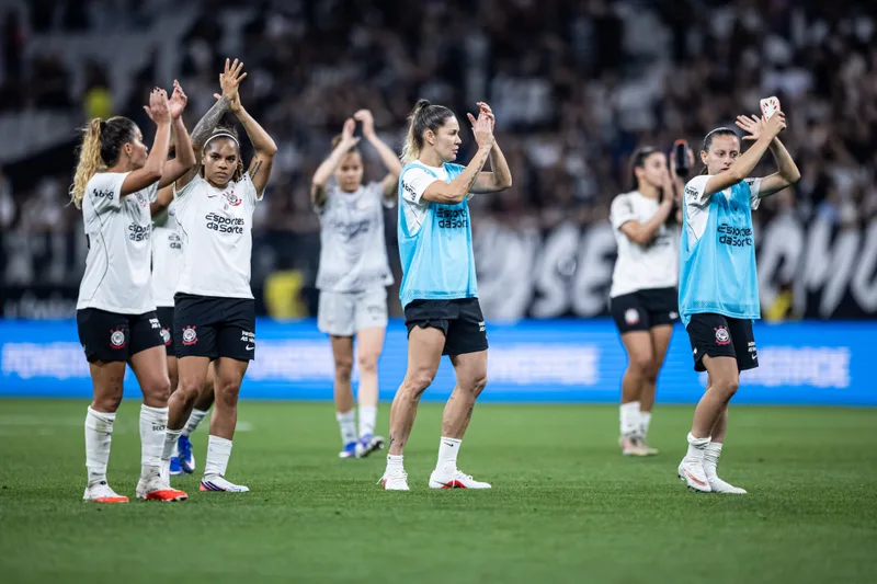 Fiel Fazendinha convoca torcida para recepção ao Corinthians antes da final