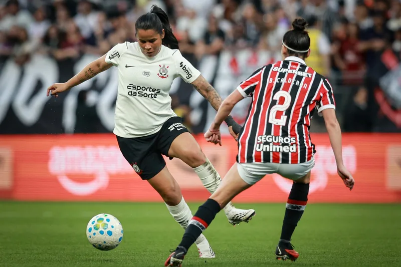 Vic Albuquerque alcança seis assistências e sobe no ranking do Corinthians