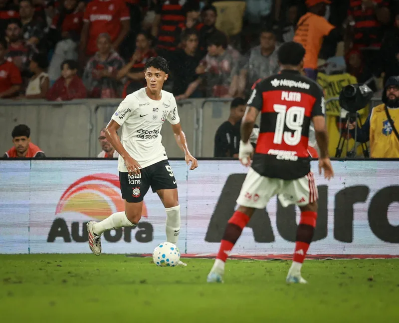 Iago Machado estreia pelo Corinthians e conta quando soube que seria titular