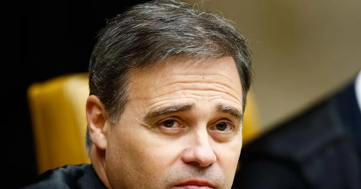 Fachin rejeita inclusão de Mendonça em inquérito das fake news