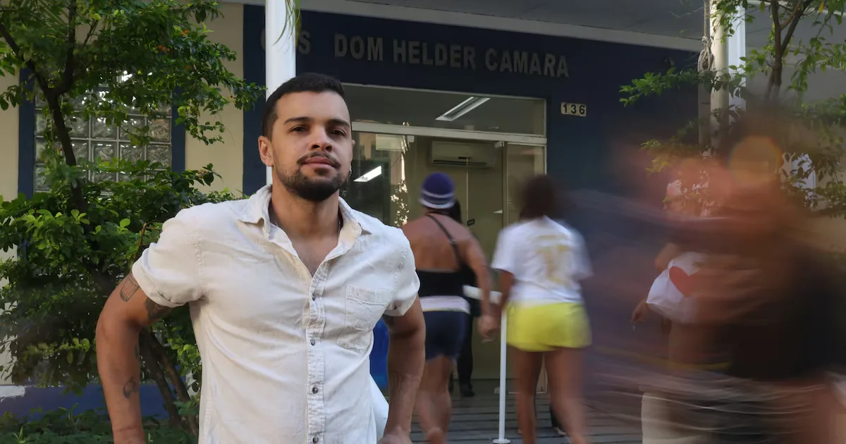 SUS atende 2,1 milhões para parar de fumar e alerta para avanço de vapes