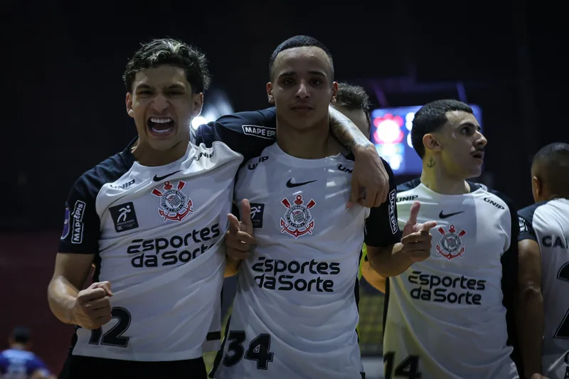 Corinthians abre ingressos para duelo com o Pato pelos playoffs da LNF
