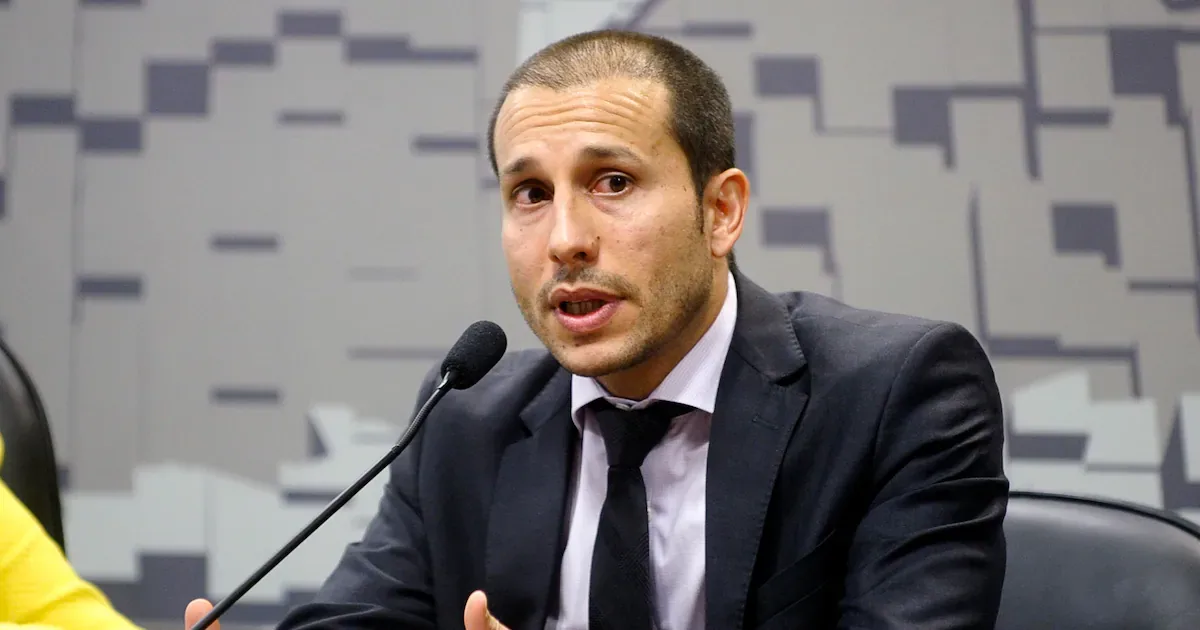 Helena de Rezende ganha força para substituir Andrei Rodrigues na PF