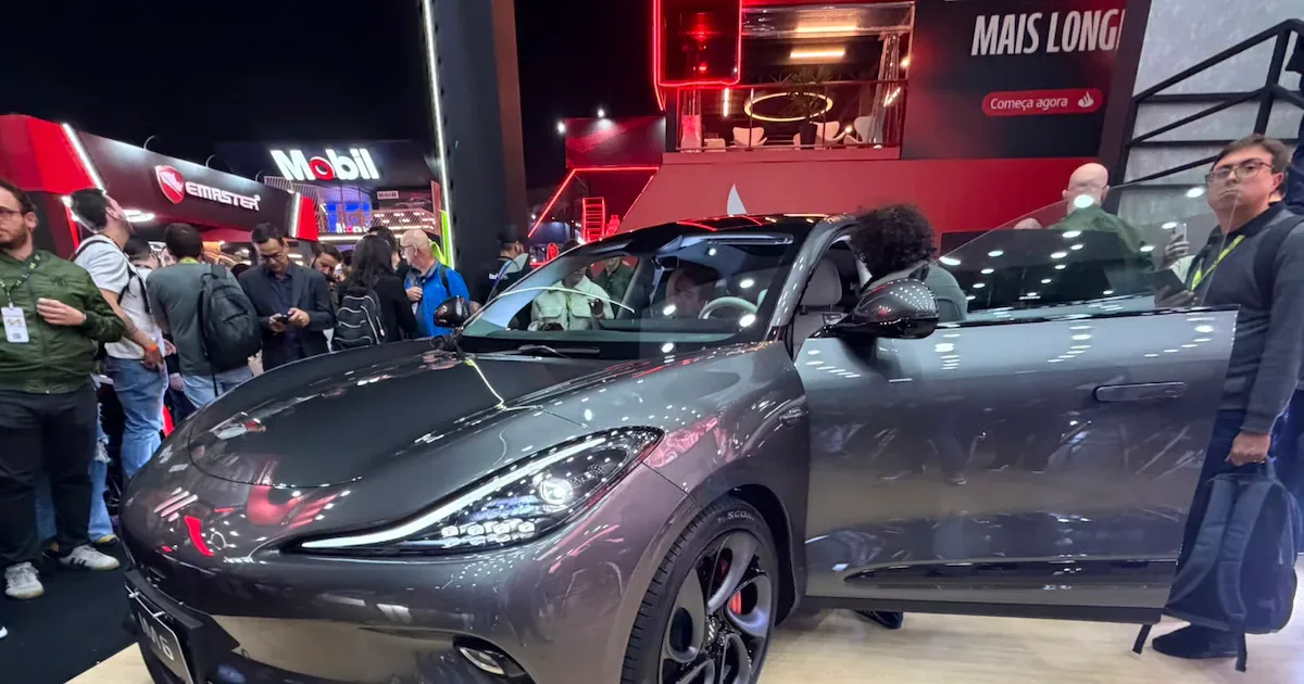 MG inicia pré-reserva do IM6 elétrico e mantém preço e versões em aberto