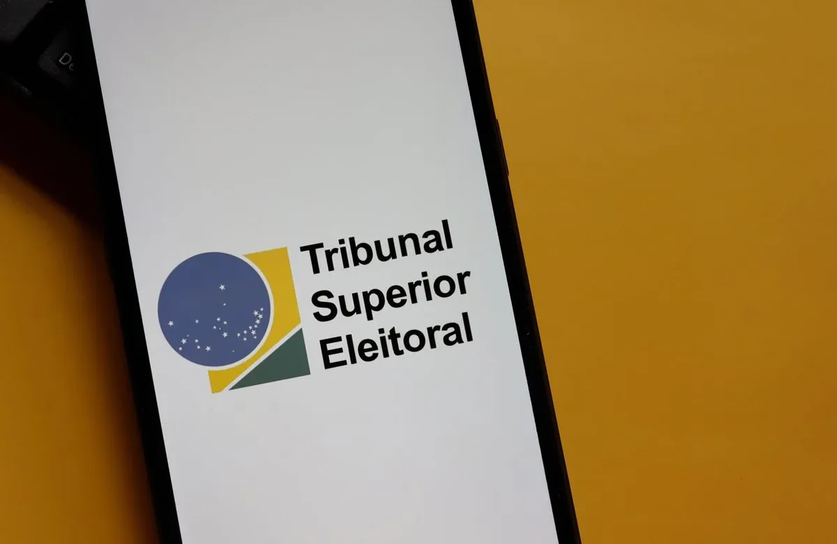 Eleitor pode consultar e pagar multa pelo e-Título