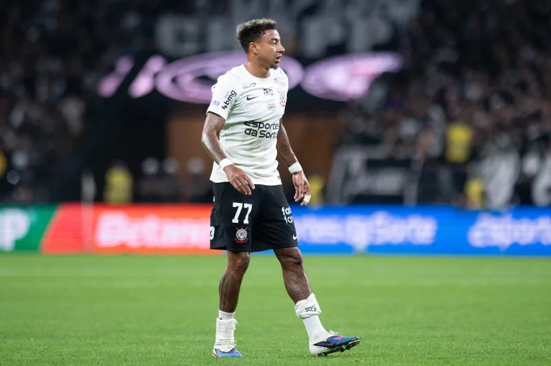 Lingard chega a 20 partidas sem marcar pelo Corinthians