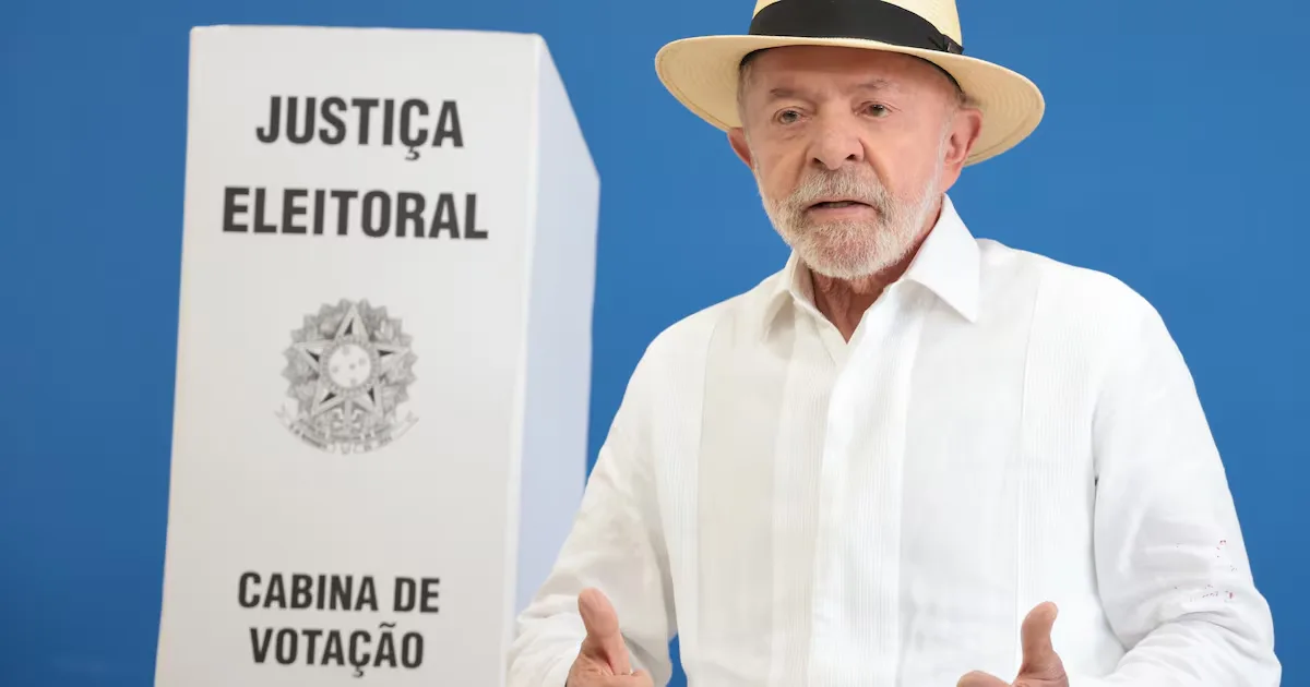 Lula pede mudanças na política e no Judiciário após votar em São Bernardo