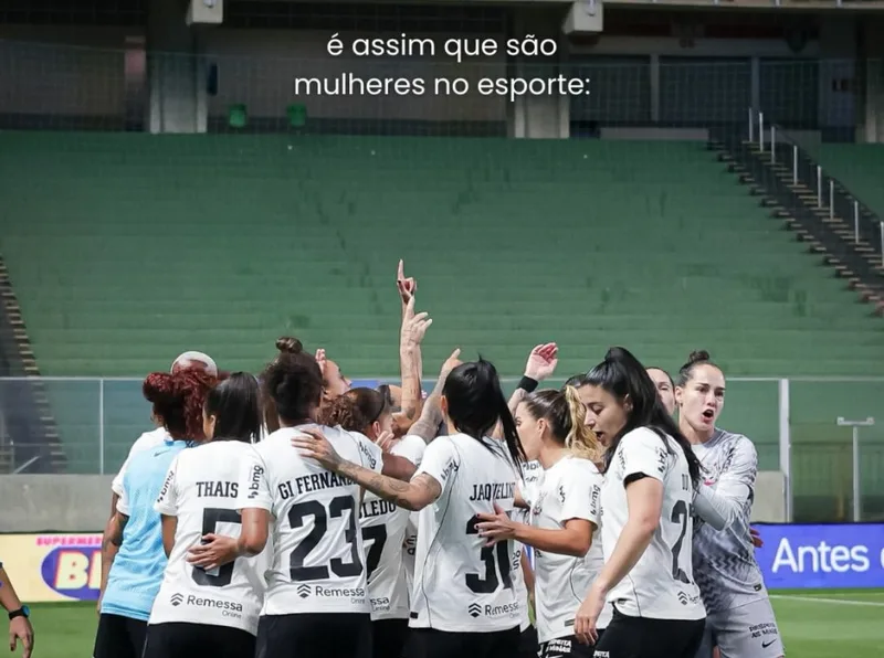 Postagem do Corinthians destaca conquistas das jogadoras após reação a anúncio