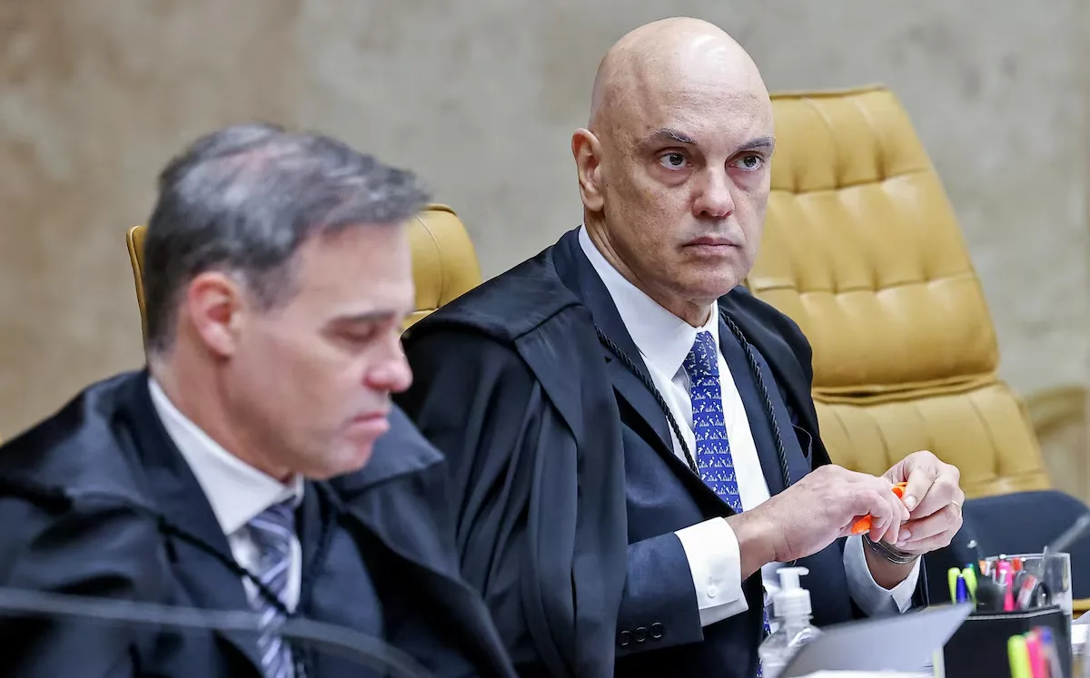 Afastamento de diretor da PF leva ministros a cobrar reação de Fachin