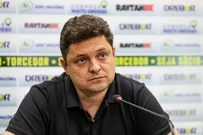 Cuiabá mantém camisa sem marca de bets após relatos sobre impacto nas apostas