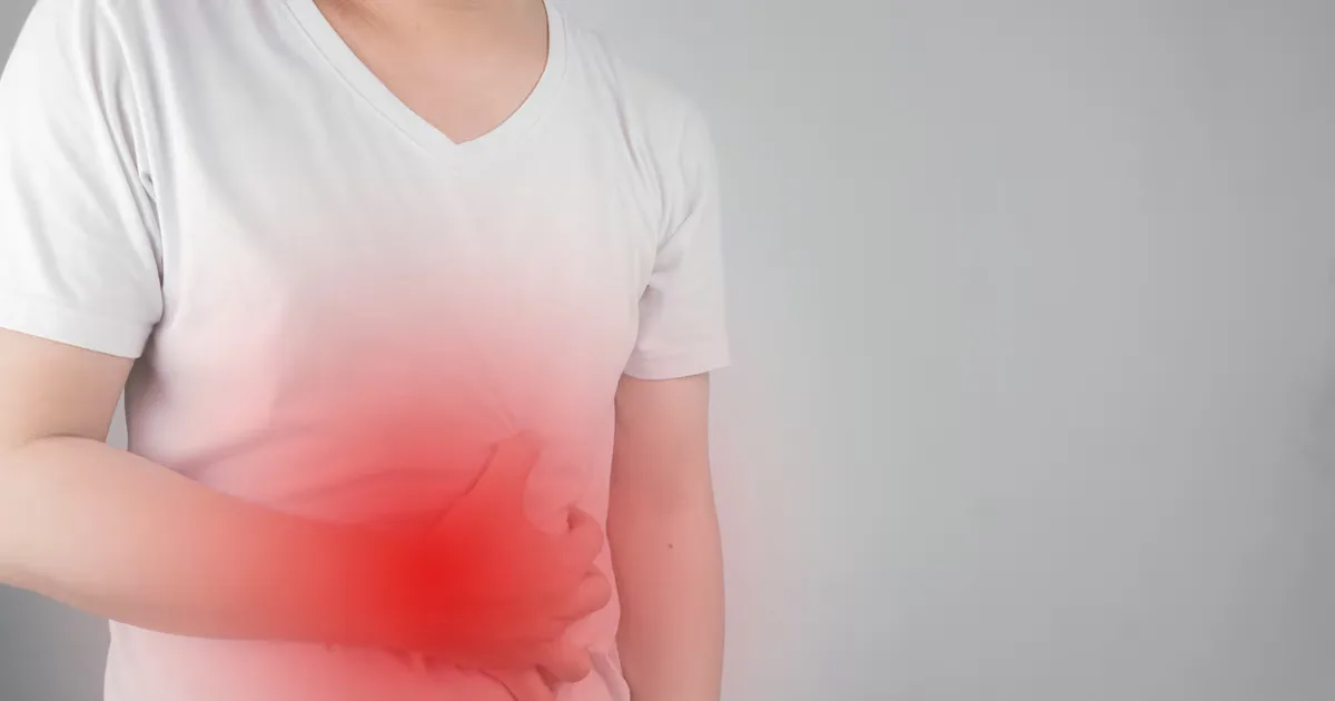 Infecção por H. pylori exige atenção a sintomas e fatores de risco gástrico