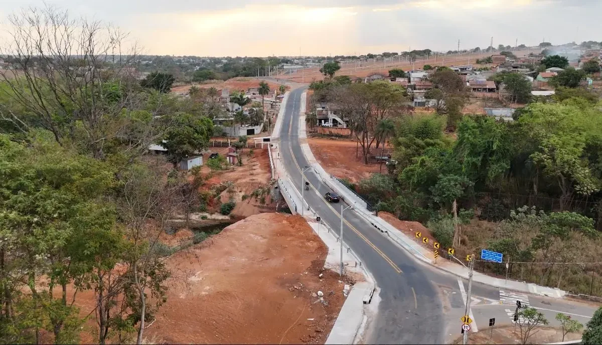 Nova ponte conecta dois bairros e reduz trajeto em Aparecida de Goiânia