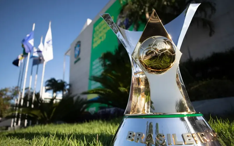 Santos vence o Cruzeiro, e Fluminense conserva vaga entre os quatro primeiros