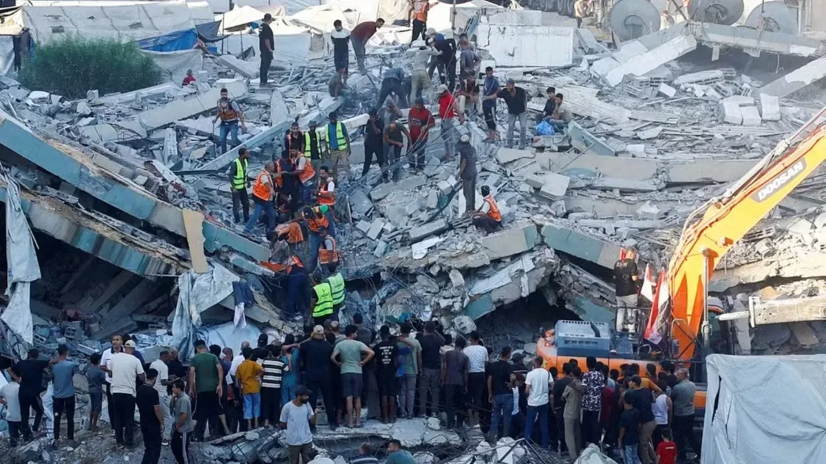 Desabamento em Gaza deixa 20 mortos, incluindo cinco bebês