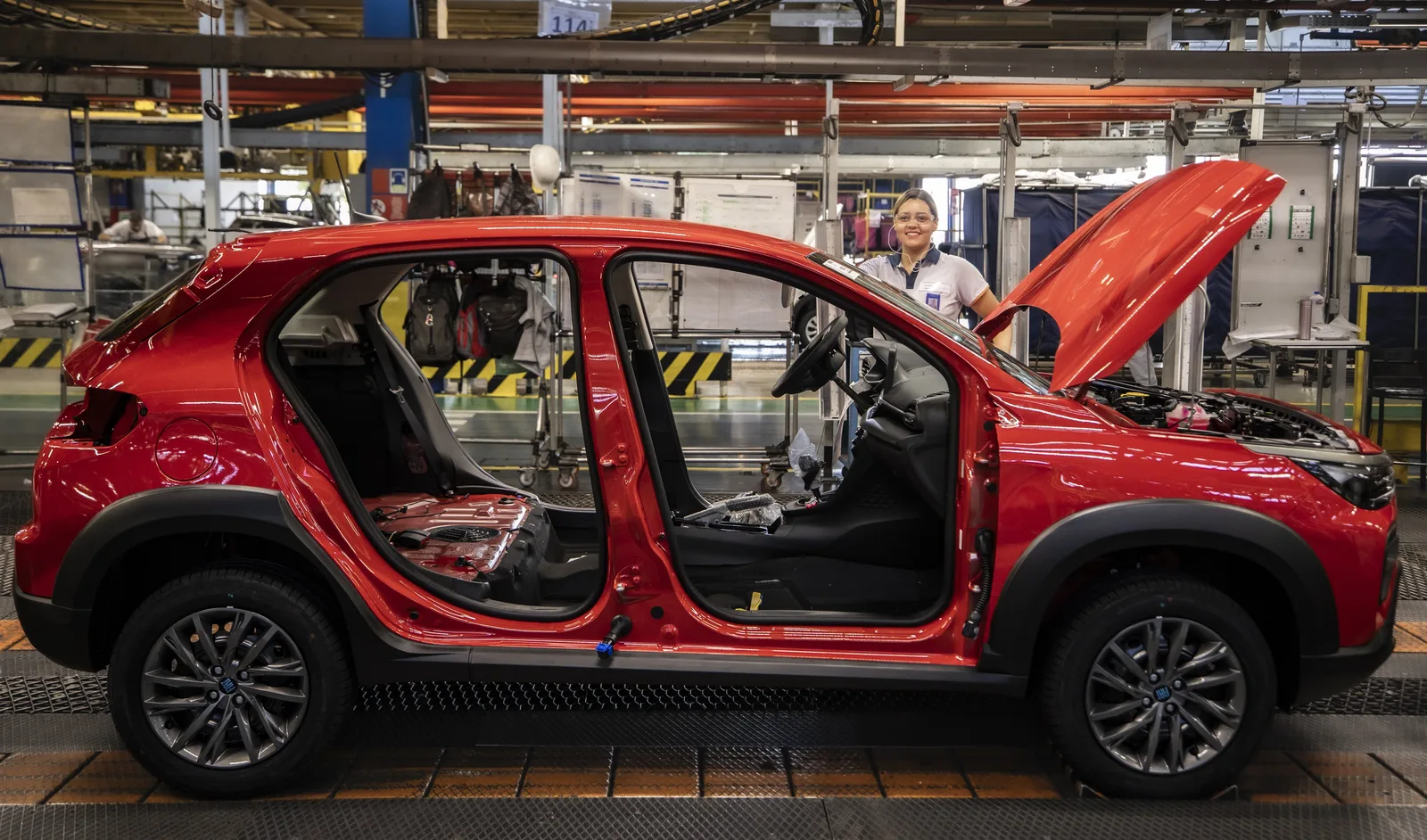 Produção nacional cresce, mas modelos chineses impulsionam avanço em 2025