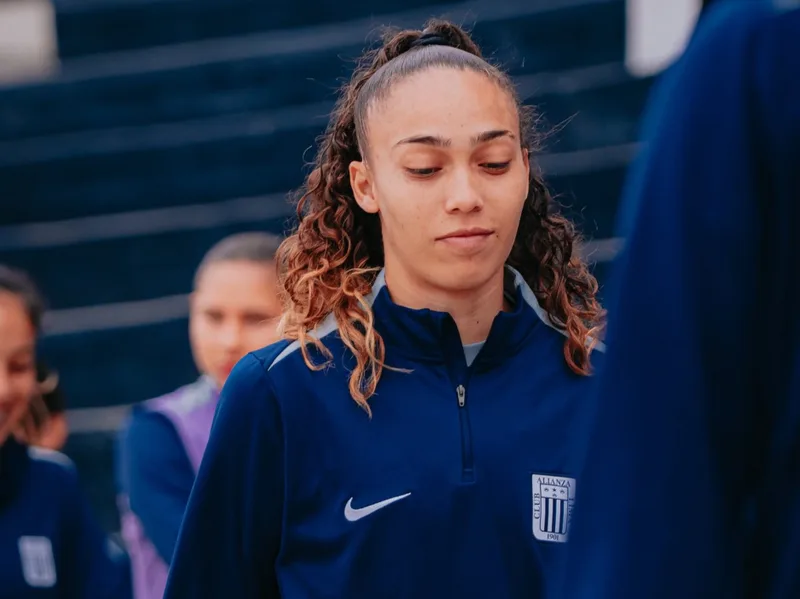 Passari deixa segundo jogo pelo Alianza Lima após 18 minutos em campo