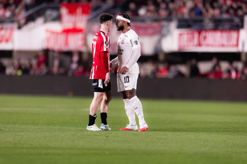 Corinthians enfrenta Independiente por vaga na semifinal da Libertadores