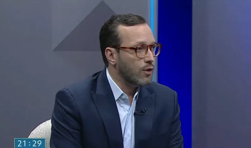 A régua moral de Filipe Barros muda conforme o palanque
