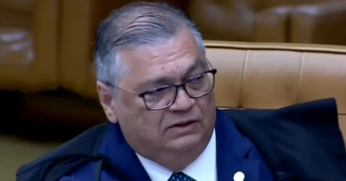 Dino questiona uso de avocatória e defende permanência de Mendonça no caso Master
