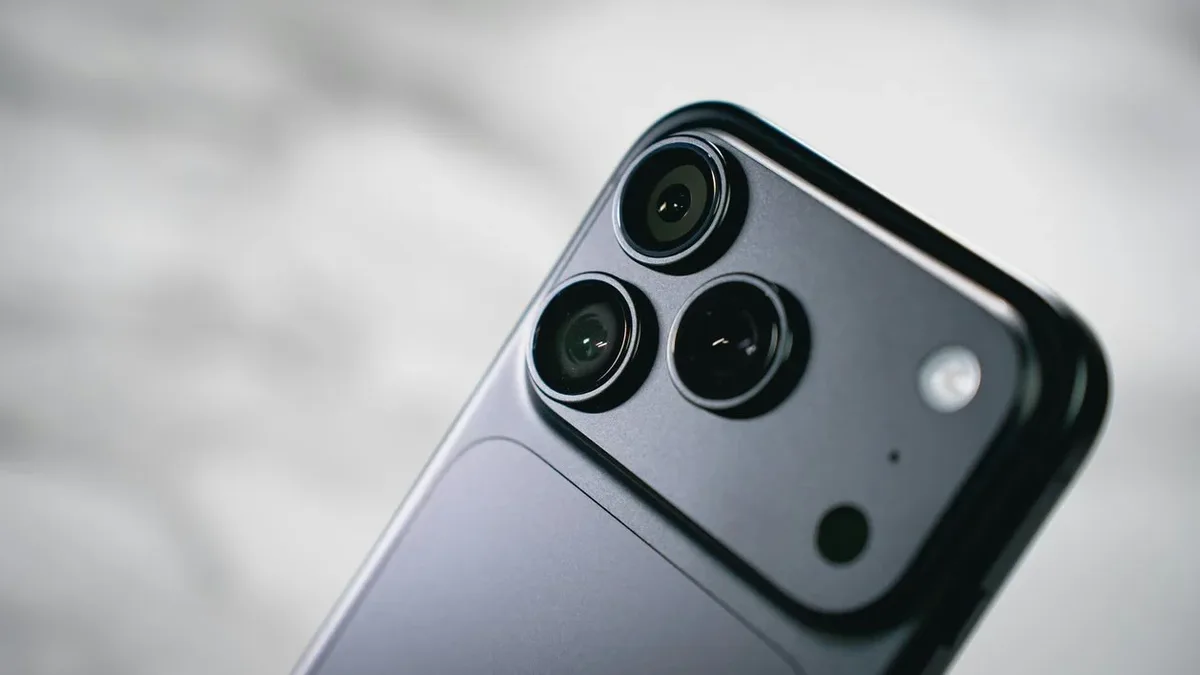 Polícia de Hong Kong investiga fraude com compras do iPhone 18 Pro