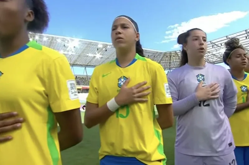 Dulce Maria dá assistência em vitória do Brasil no Mundial Sub-20