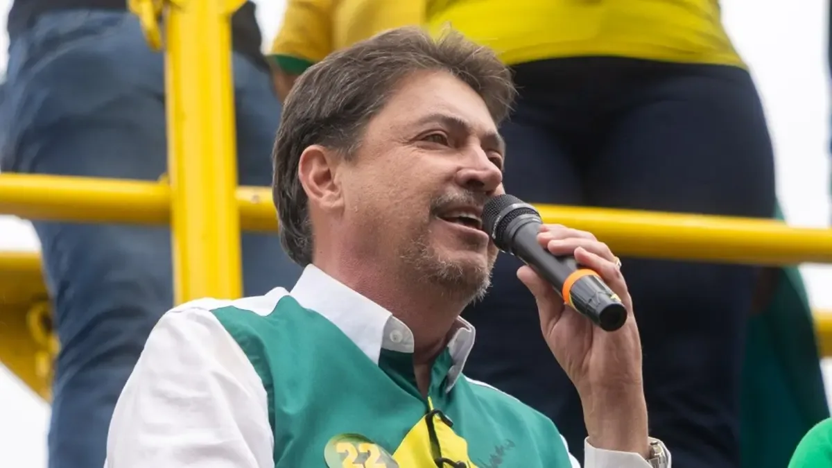 Wilder Morais defende apoio a André Mendonça em ato de Goiânia