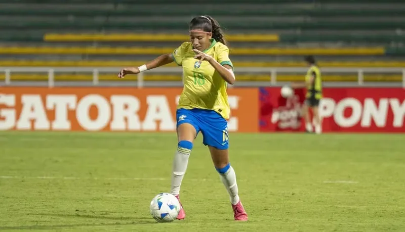 Dulce Maria entra no segundo tempo, e Brasil cai diante da Espanha no Mundial Sub-20