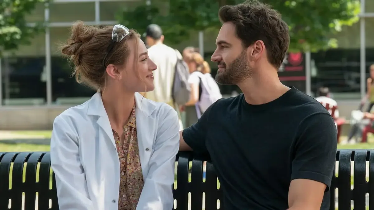 Diretora explica mudanças em A Hipótese do Amor para o cinema