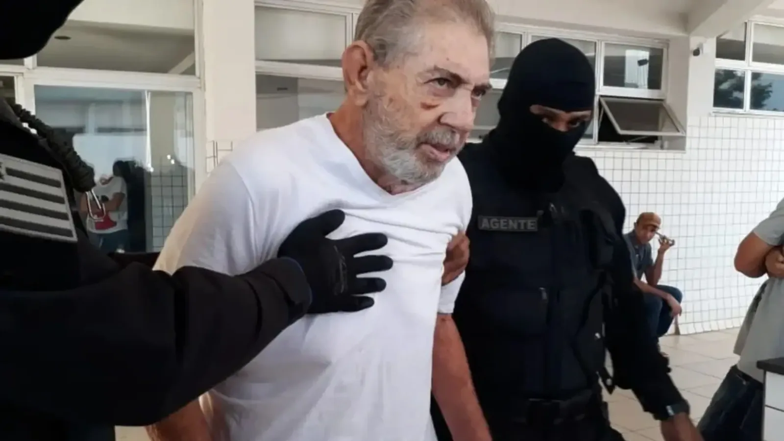 João de Deus e centro espírita terão de pagar R$ 20 milhões por abusos