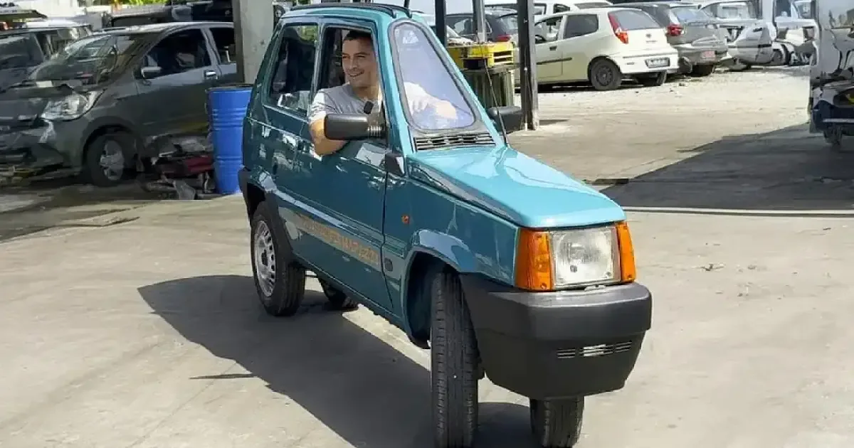 Fiat Panda estreito de 50,2 cm conquista recorde mundial