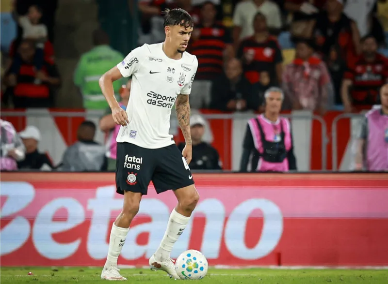 Tchoca alcança 14 ações defensivas em derrota do Corinthians para o Flamengo