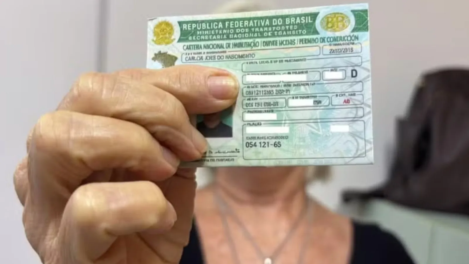 Pedidos de primeira CNH sobem 216% após mudança nas regras