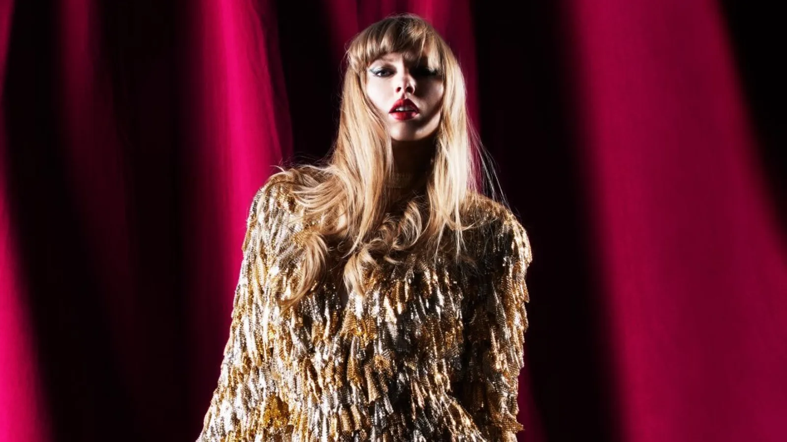 Taylor Swift lança edição deluxe de “The Life of a Showgirl” com quatro faixas inéditas