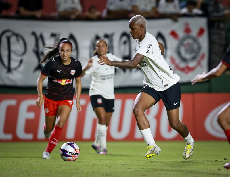 Corinthians enfrenta Bragantino por vaga na semifinal do Paulista Feminino