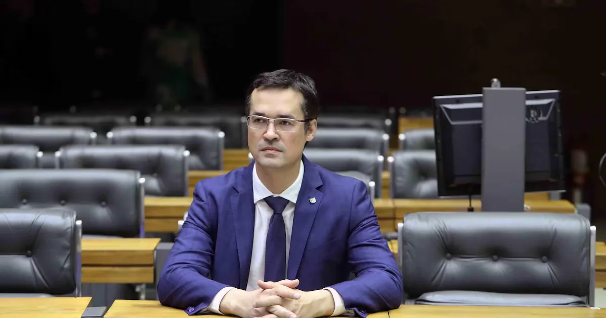 Deltan promete defender impeachment de Moraes no Senado
