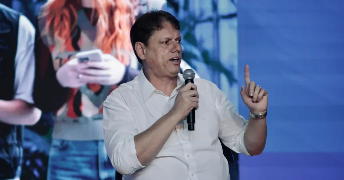 Tarcísio apoia fim das bets e critica anúncio de medida por Lula